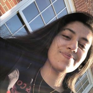 Meet your Posher, Sara